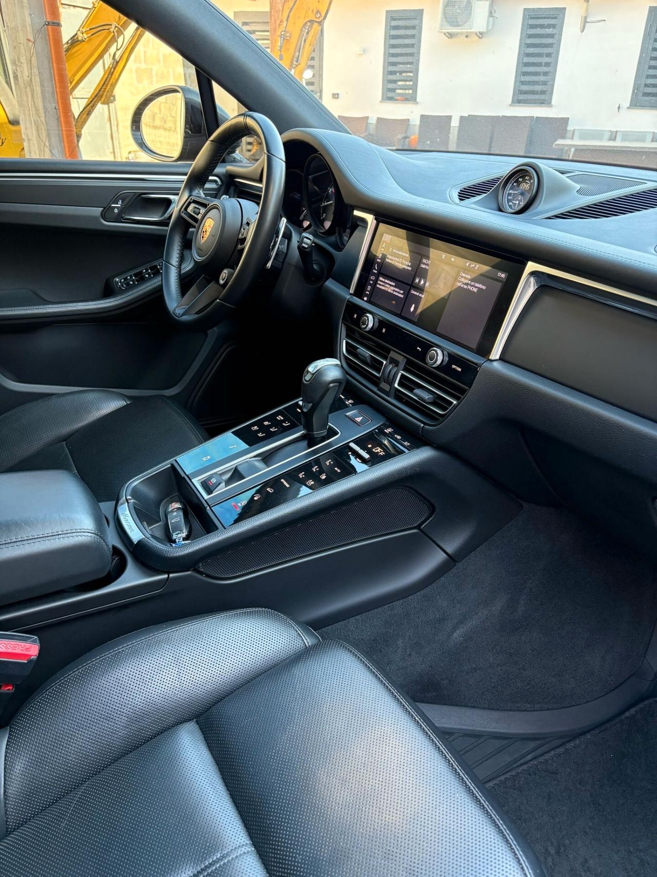 Porsche Macan 2.0 T TETTO 2022