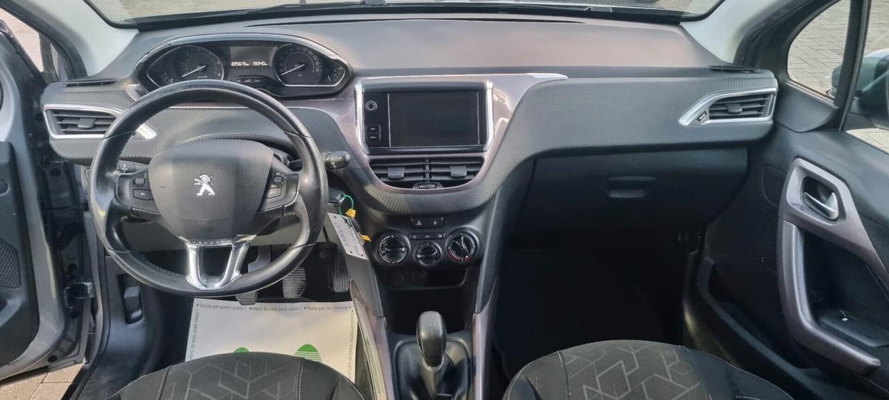 Peugeot 2008 BlueHDi 100 S&S Allure