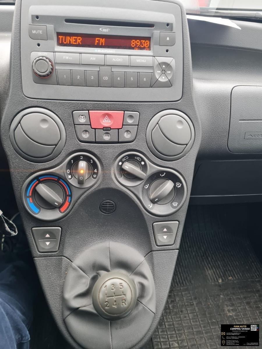 FIAT Panda 1.2 Benzina/Metano-71.000 Km-Neopatentati