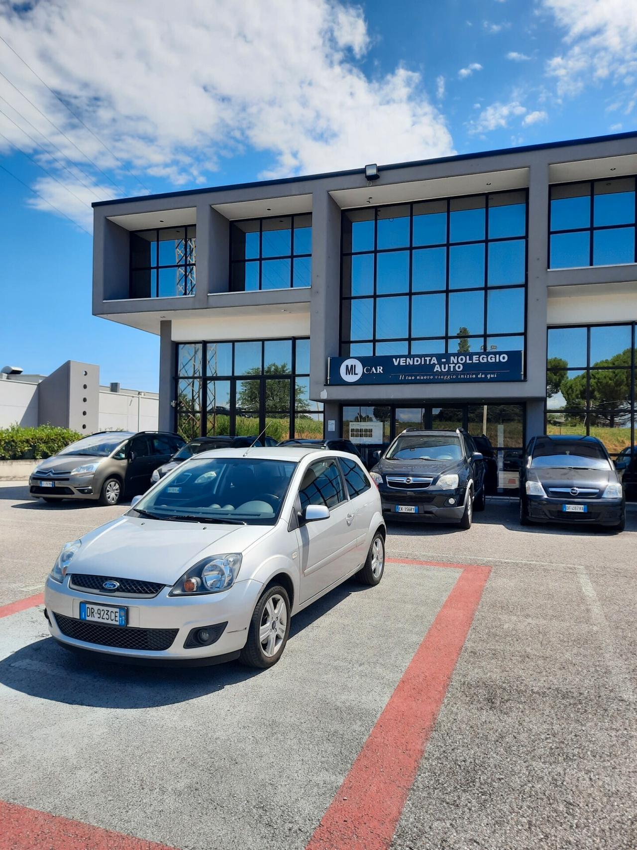 Ford Fiesta 1.2 16V 3p. Ghia OK NEOPATENTATI