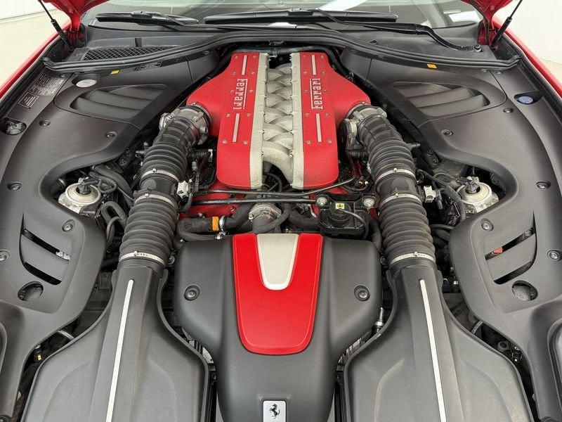 Ferrari FF FF DCT - Sollevatore