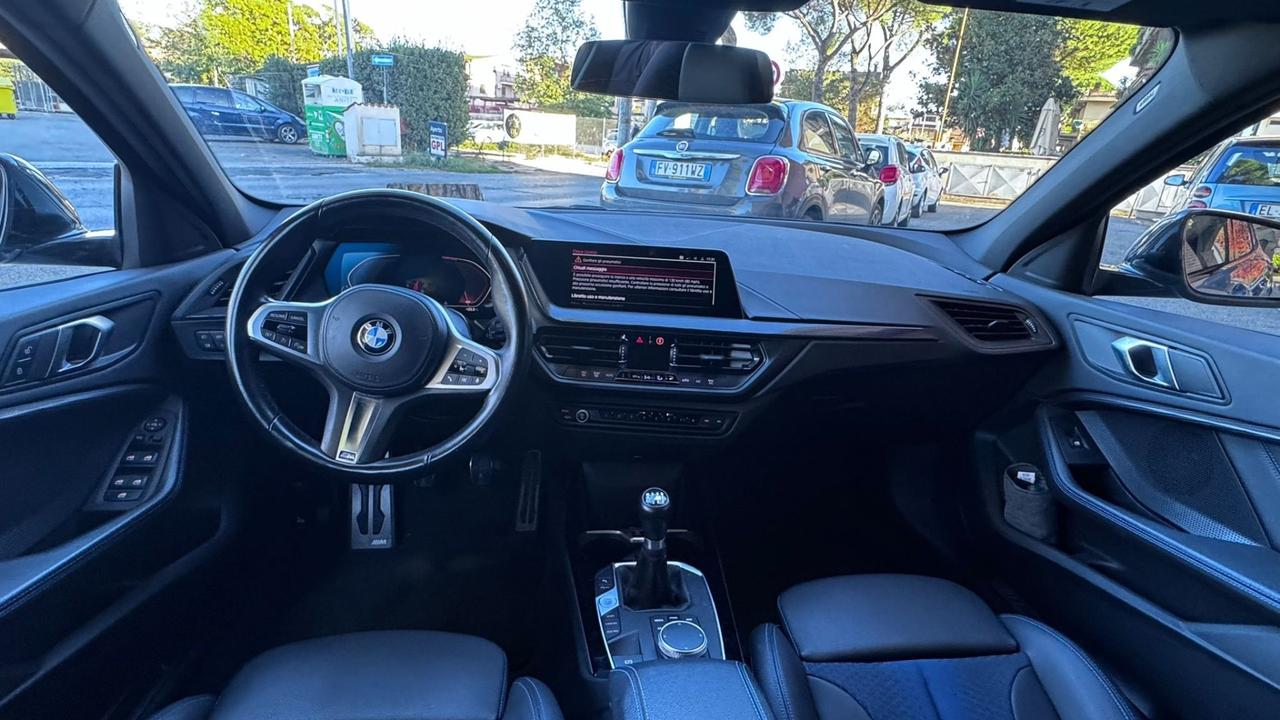 Bmw 118 118i 5p. Msport