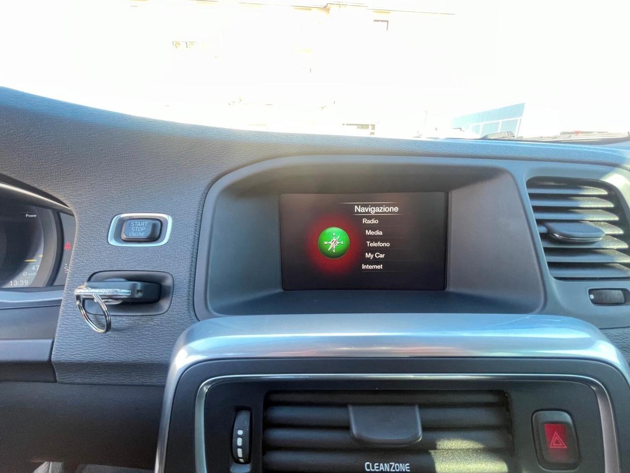 Volvo S60 Cross Country D3 Pro