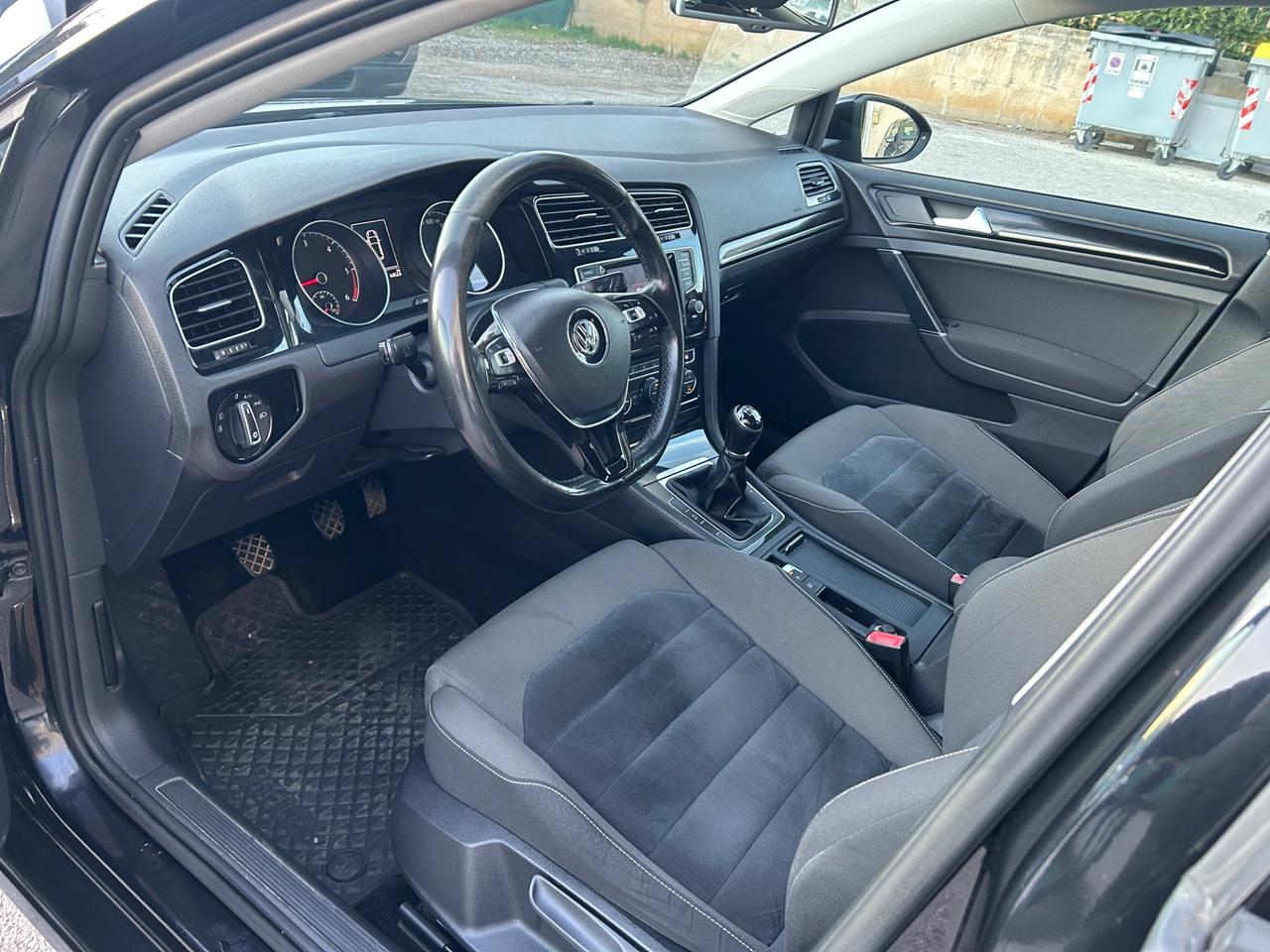 Volkswagen Golf 2.0 TDI 5p. Highline BlueMotion Technology