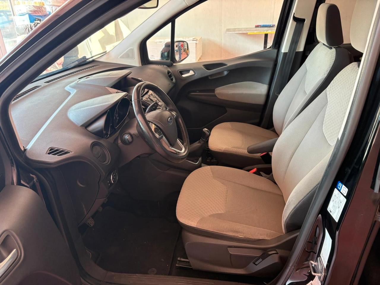 FORD TOURNEO COURIER 1500 Diesel CV 76 Con km 163.015 garanzia 12 mesi