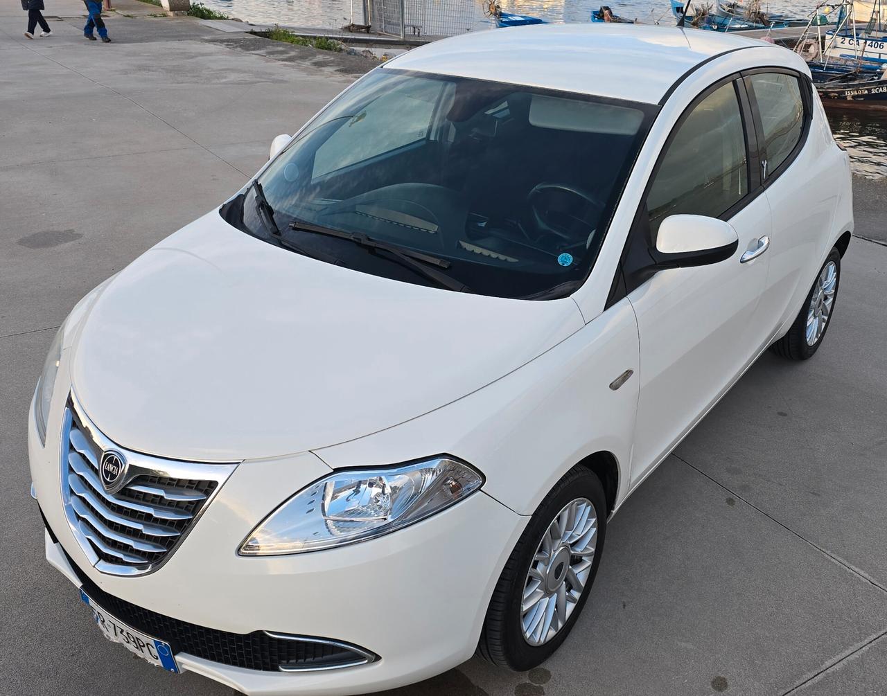 Lancia Ypsilon 1.3 MJT 16V 95 CV 5 porte S&S Platinum