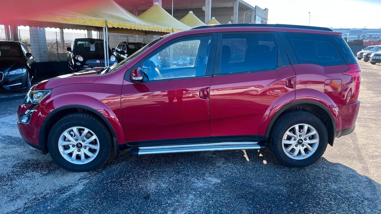 Mahindra XUV500 2.2 16V AWD W6 7 POSTI
