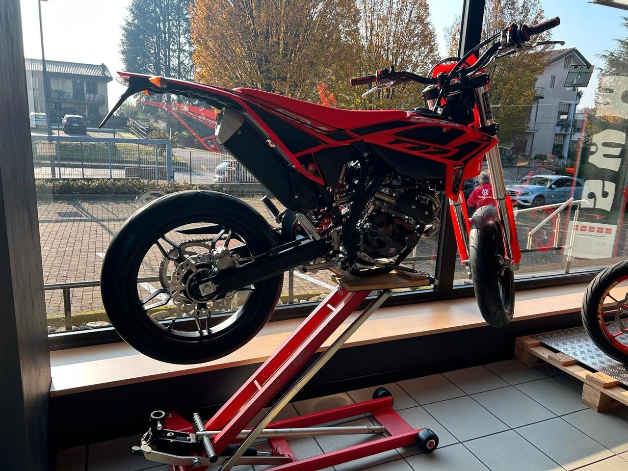Beta RR Motard 125 4t R e T + ENDURO 125