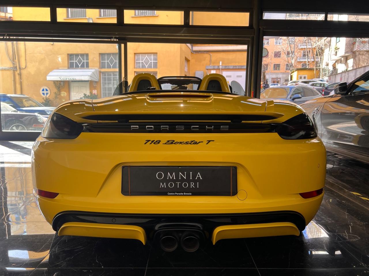 Porsche 718 Spyder Boxster 2.0 T - IVA ESPOSTA BOOK SERVICE