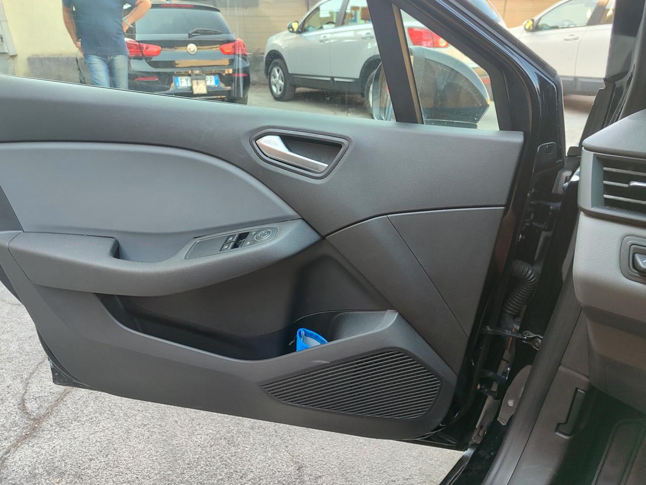 Renault Clio 1.0 BENZ 2020 EURO 6 OFFERTA PROMO