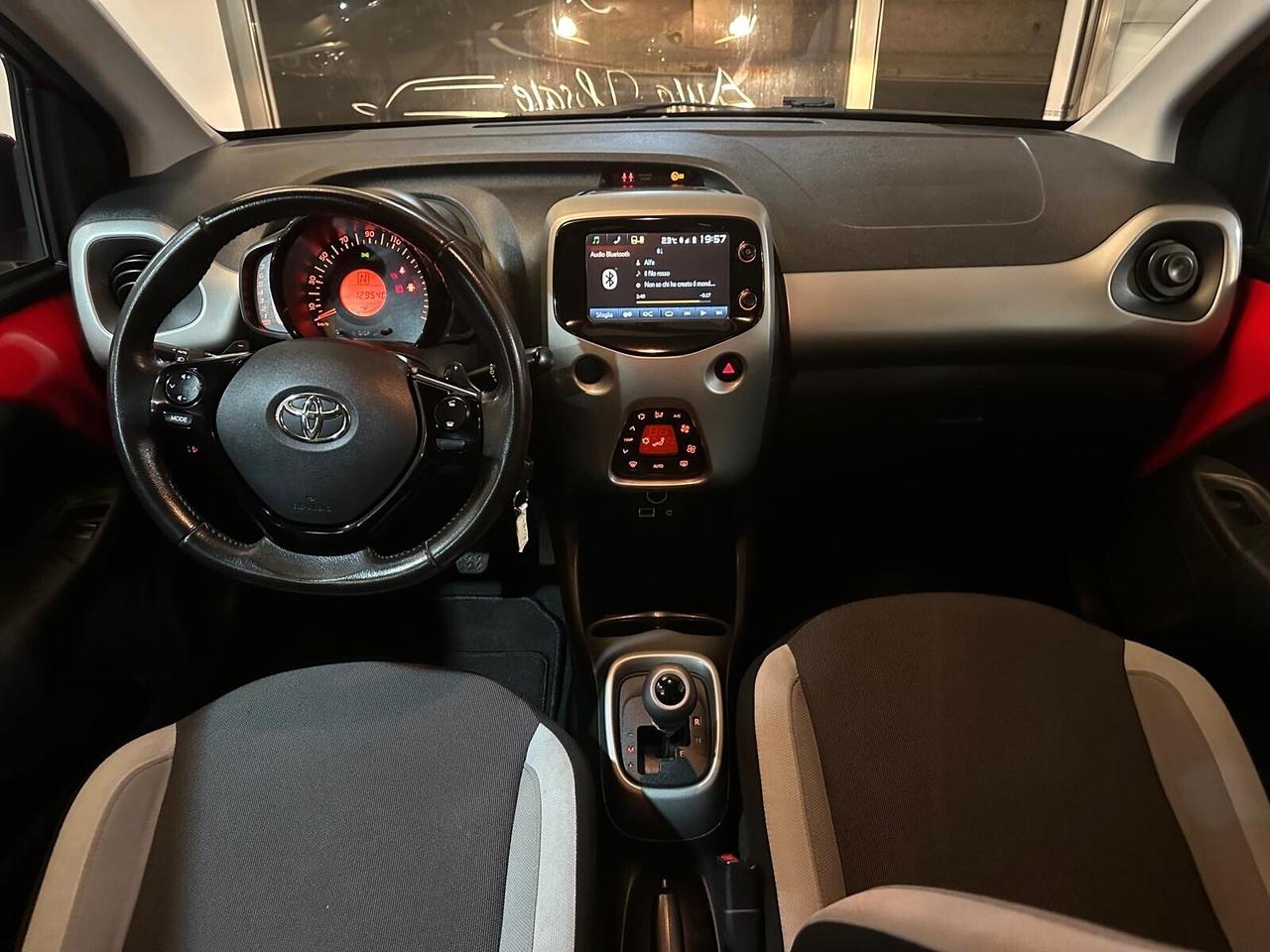Toyota Aygo 1.0 VVT-i 69 CV 5 porte x-wave
