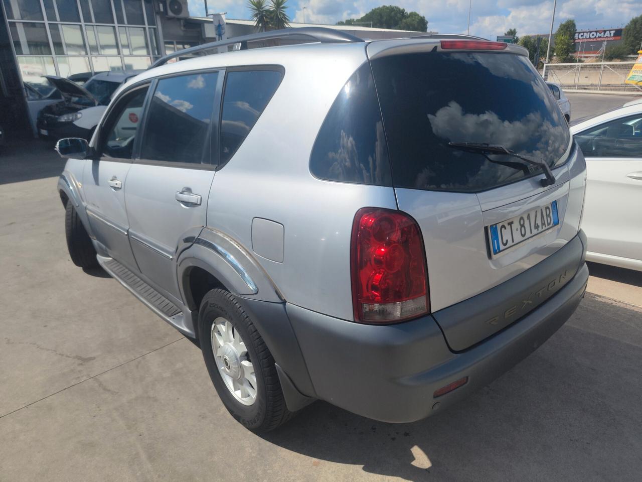 Ssangyong REXTON 2.7 XDi cat Premium 2 TOD