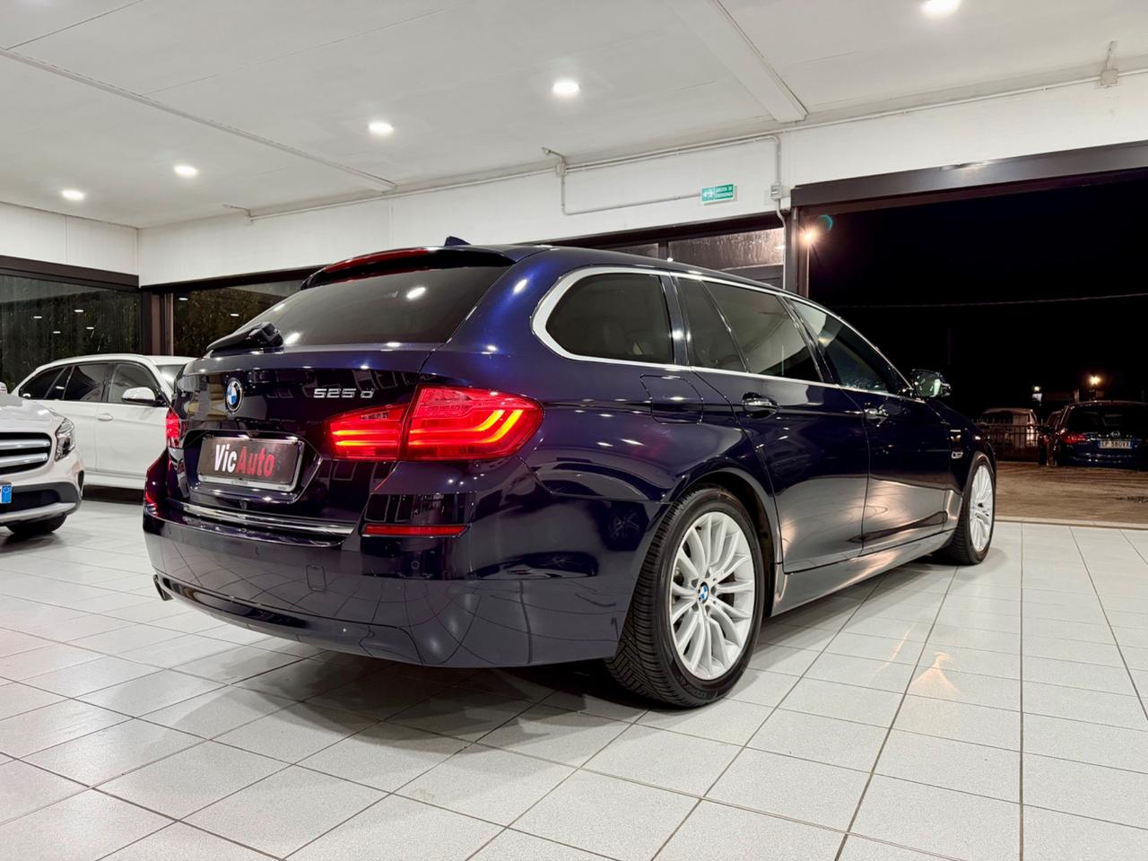 Bmw 525 525d xDrive Touring Luxury