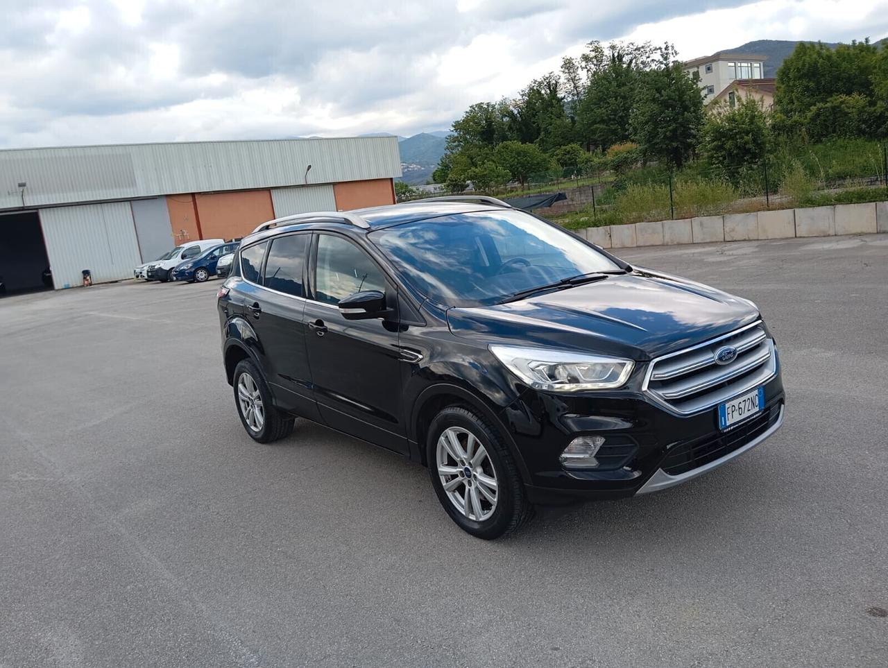 Ford Kuga 1.5 TDCI 120 CV S&S 2WD Powershift ST-Line