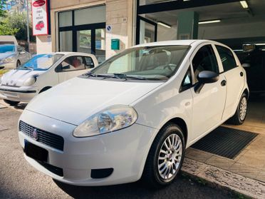 Fiat Grande Punto 1.3 MJT -X NEOPATENTATI- 2011