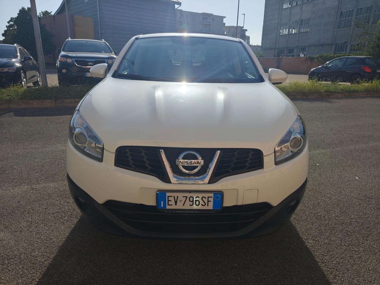 Nissan Qashqai 1.6 GPL gancio traino lavori certificati