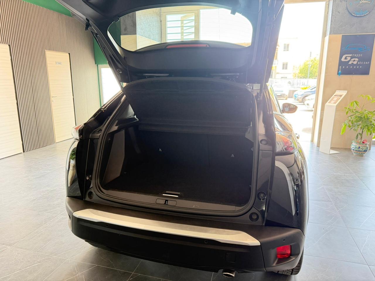 Peugeot 2008 BlueHDi 130 S&S EAT8 Allure Pack