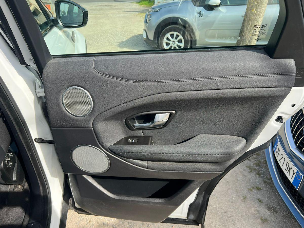 LAND ROVER - Range Rover Evoque - 2.0 TD4 5p. Pure