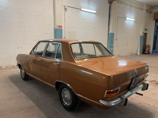 Opel Kadett Uniproprietario Vernice originale