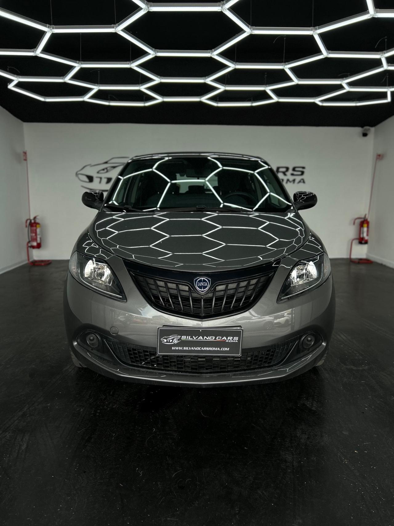 Lancia Ypsilon 1.0 FireFly 5 porte S&S Hybrid Silver Plus