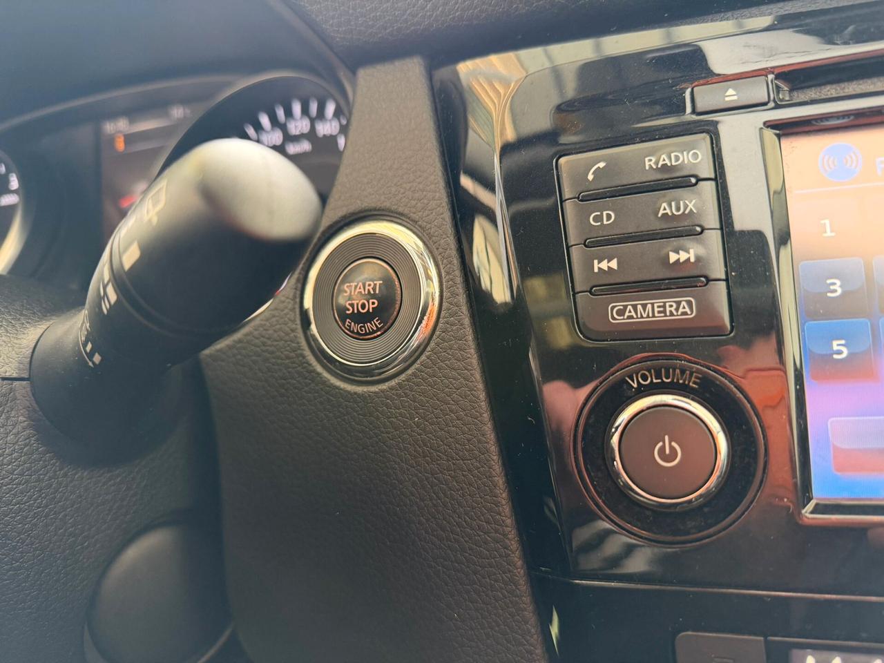 NISSAN QASHQAI N-CONNECTA 1.5 DIESEL 110CV