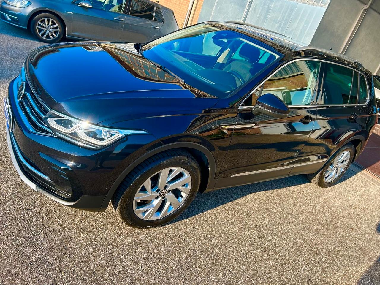 Volkswagen Tiguan 2.0 TDI 150 CV SCR DSG 4MOTION Elegance
