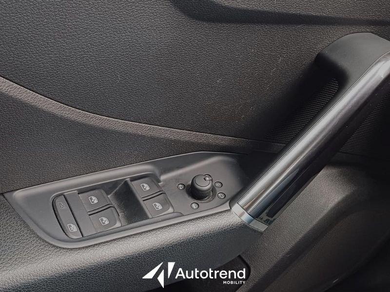 Audi Q2 30 TDI 116 CV NAVI LED Identity Black