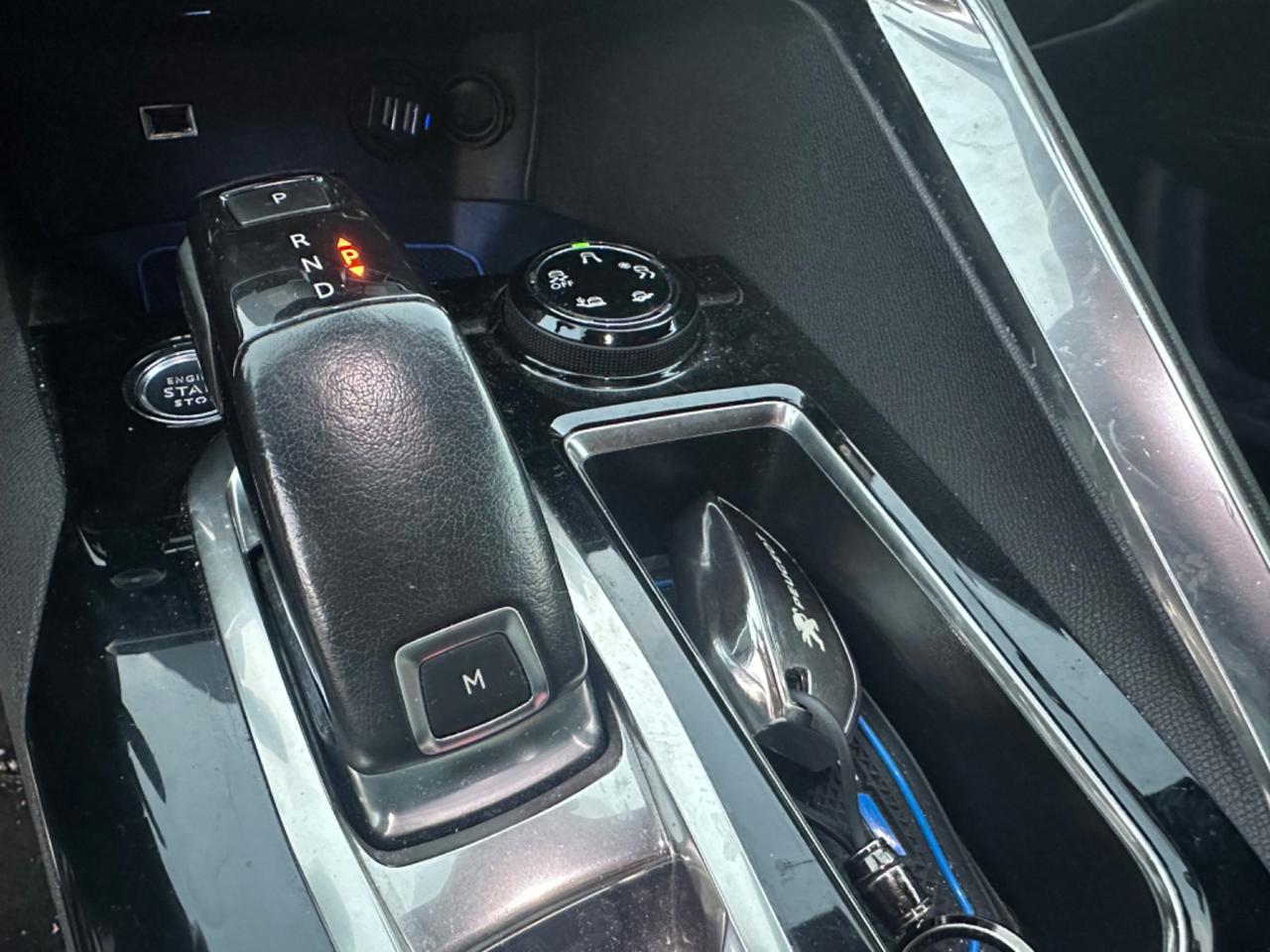 Peugeot 5008 BlueHDi 180 EAT8 GT/Pelle/Led/Full