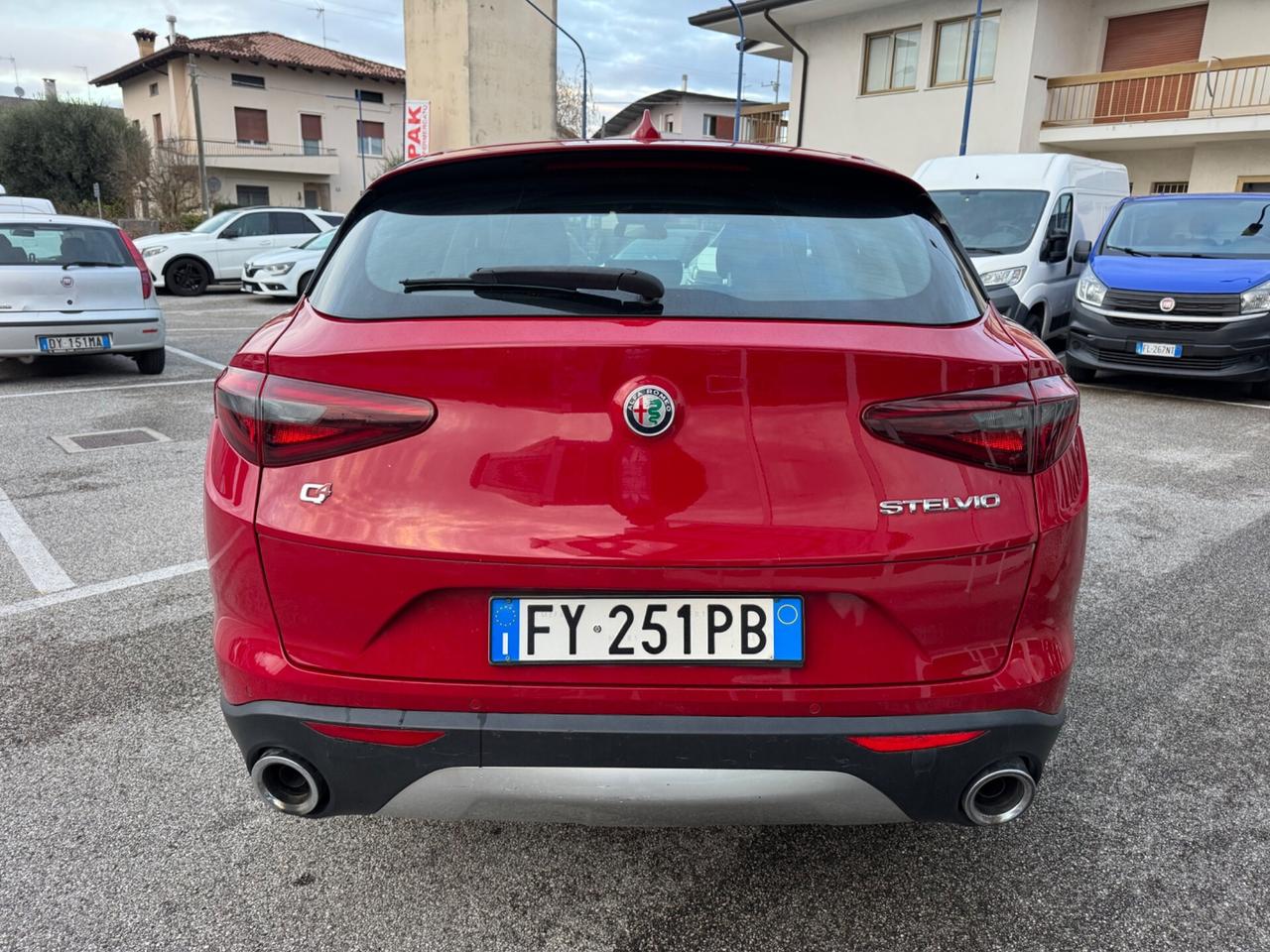 Alfa Romeo Stelvio 2.2 Turbodiesel 190 CV AT8 Q4 Super
