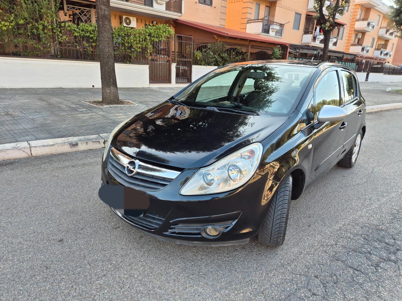 Opel corsa 1.2 gpl anno 08