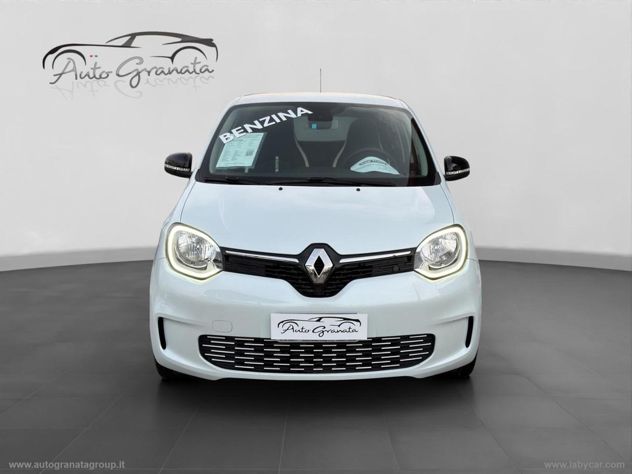 RENAULT Twingo SCe 65 CV Urban Night PARI NUOVO!