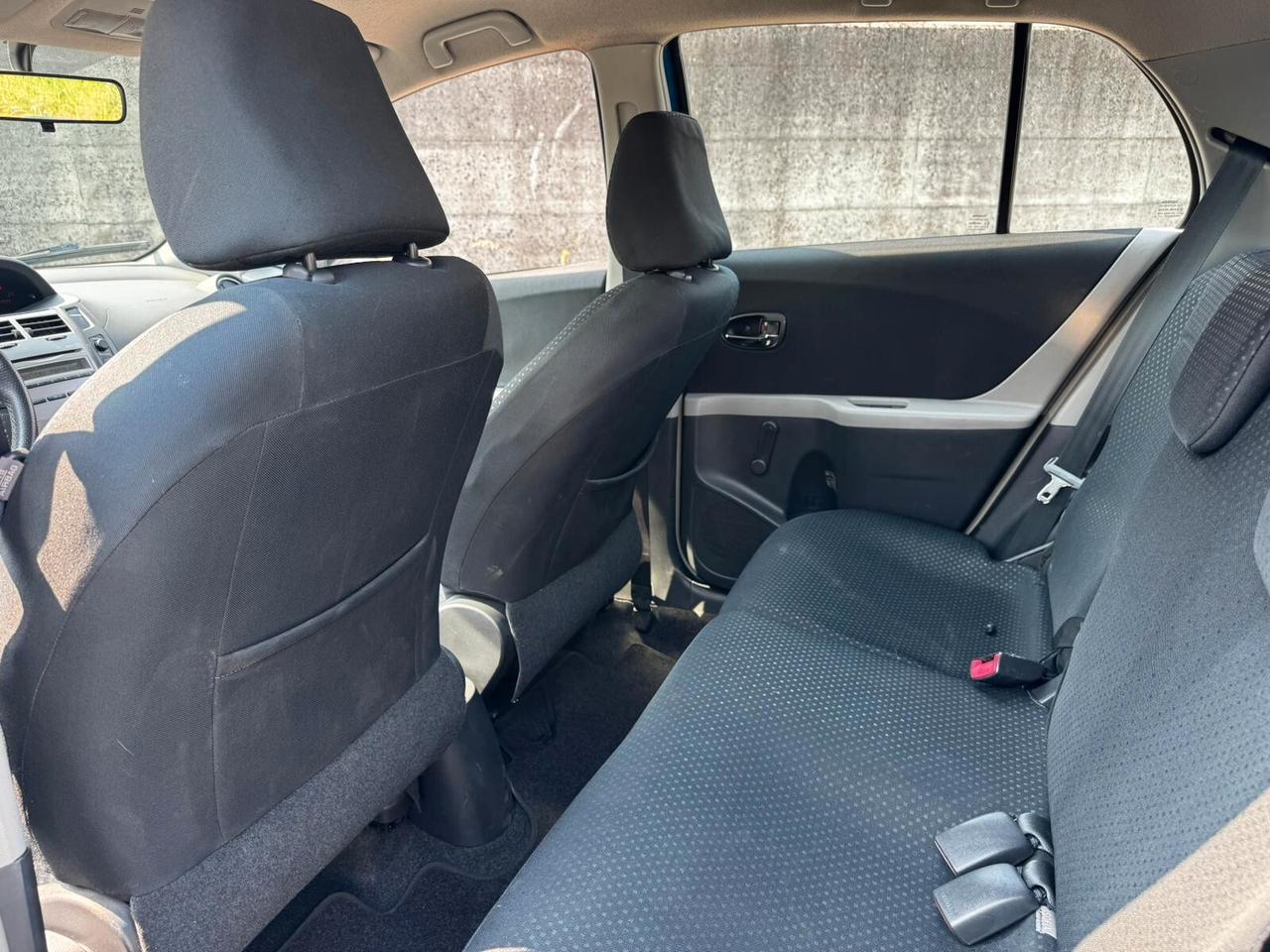 Toyota Yaris 1.3 5 porte Sol