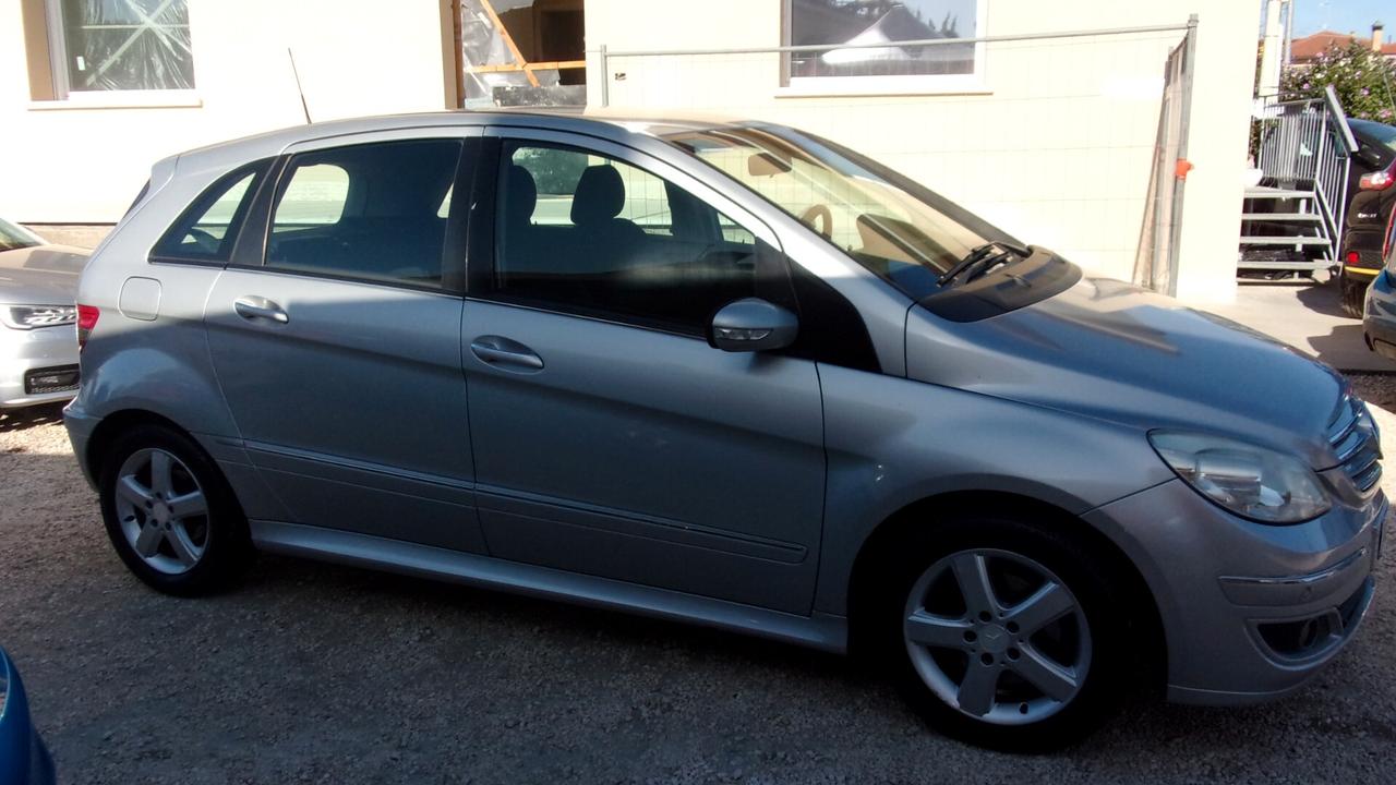 Mercedes-benz B 200 CDI Chrome