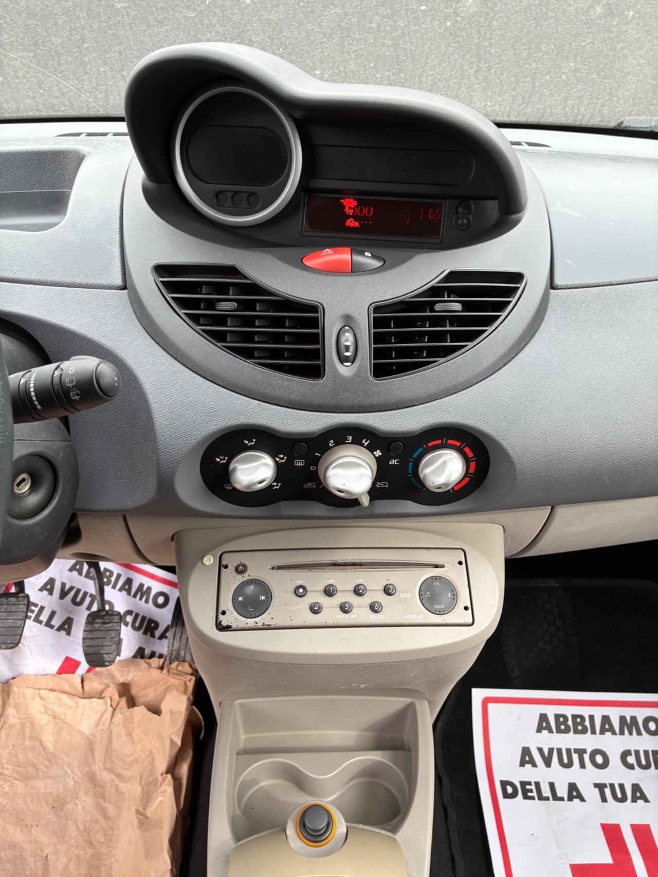 Renault Twingo 1.5 dCi 65CV Initiale