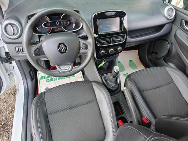 RENAULT Clio 1.2 Benzina ( KM 90.000 TAGLIANDATI )