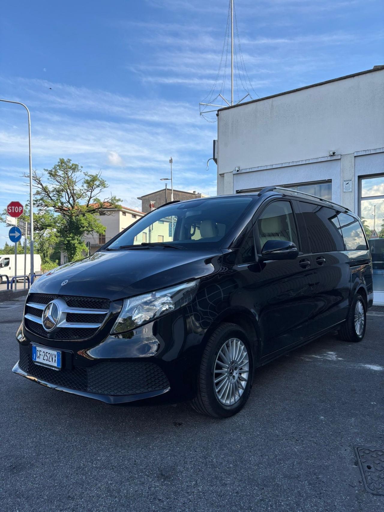 Mercedes-benz V 220 d Automatic 4Matic Executive Long