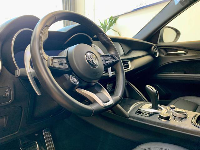 Alfa Romeo Stelvio Stelvio 2023 2.0 T Sprint Q4 280cv auto - 25.790km