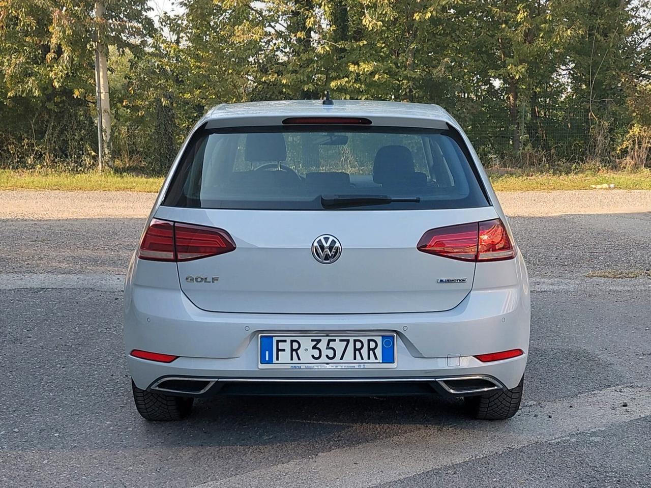 Volkswagen Golf VII 1.4 TGI DSG 5p. Executive BlueMotion (Neopatentati)