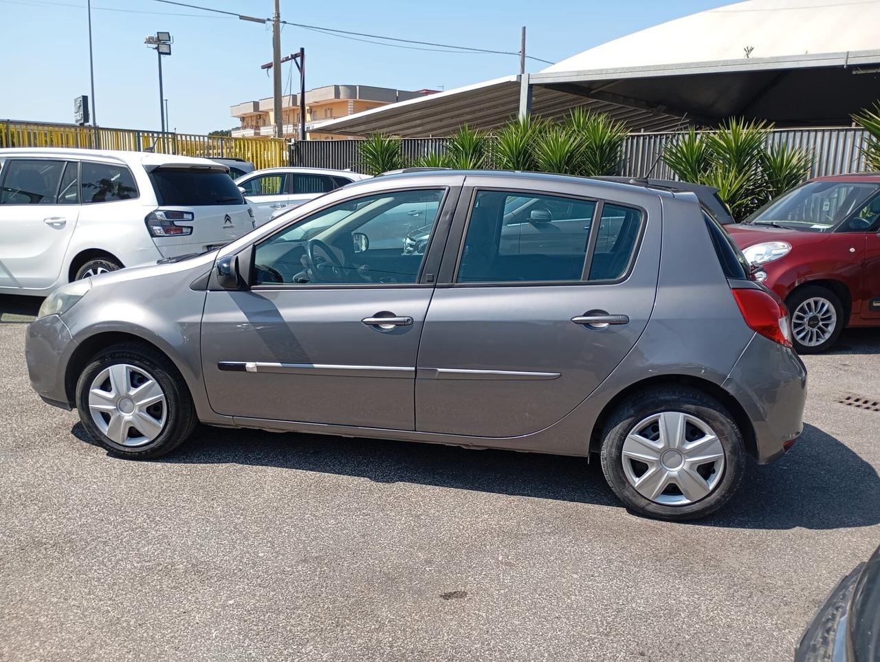 Renault Clio 1.2 16V 5 porte 20th Anniversario