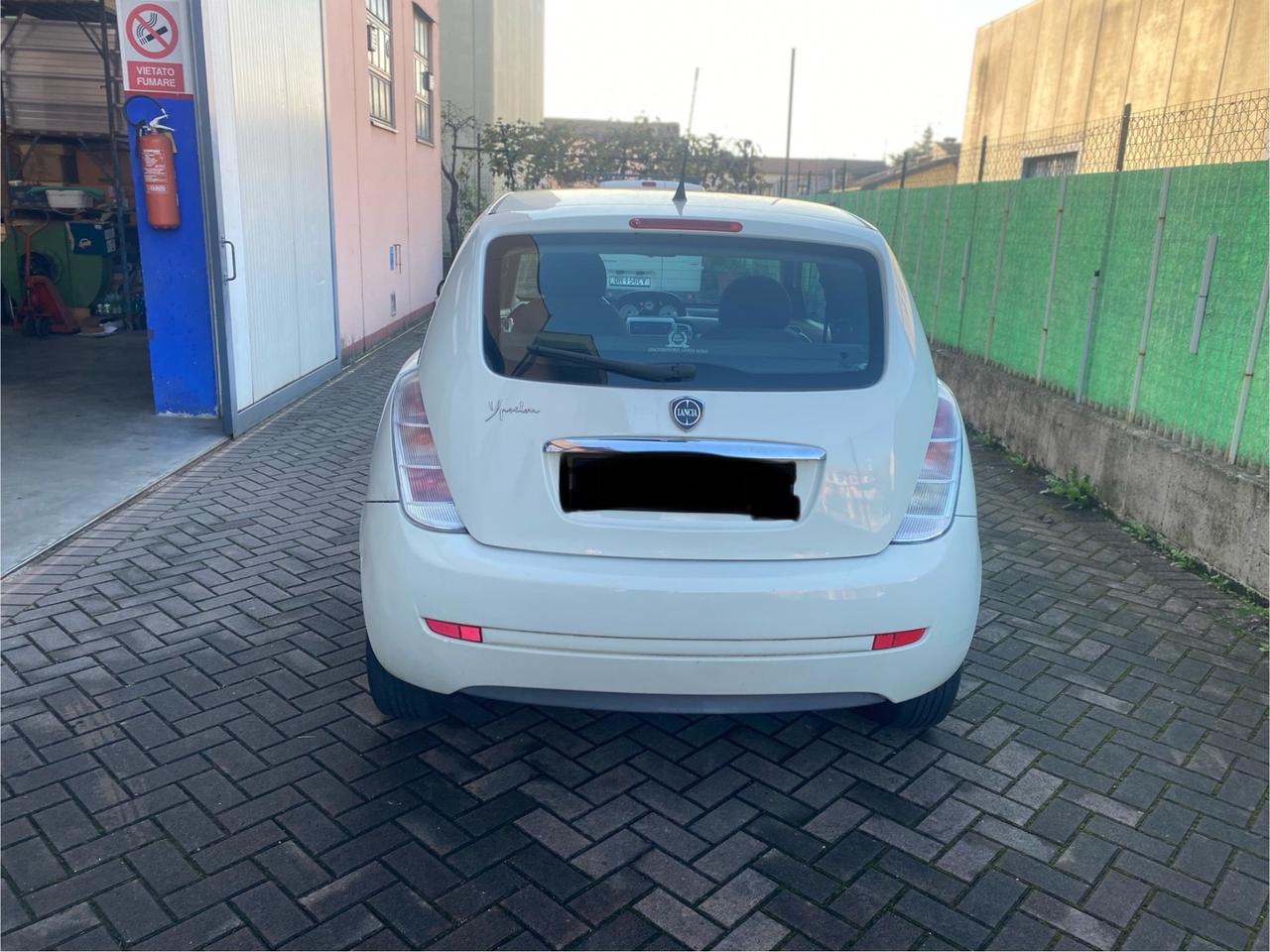 Lancia Ypsilon 1.4 Platinum Ecochic GPL