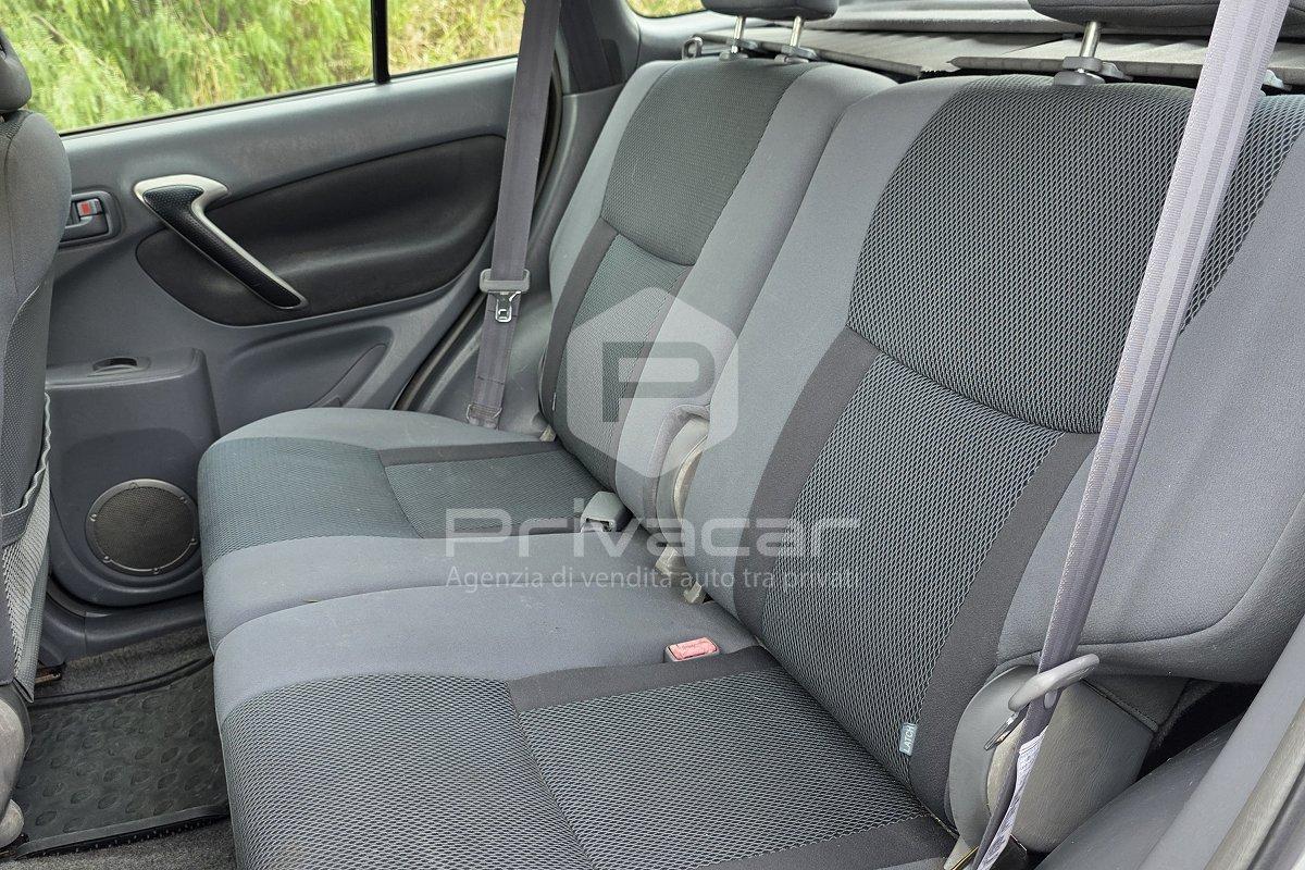 TOYOTA RAV4 2.0 Tdi D-4D cat 5 porte