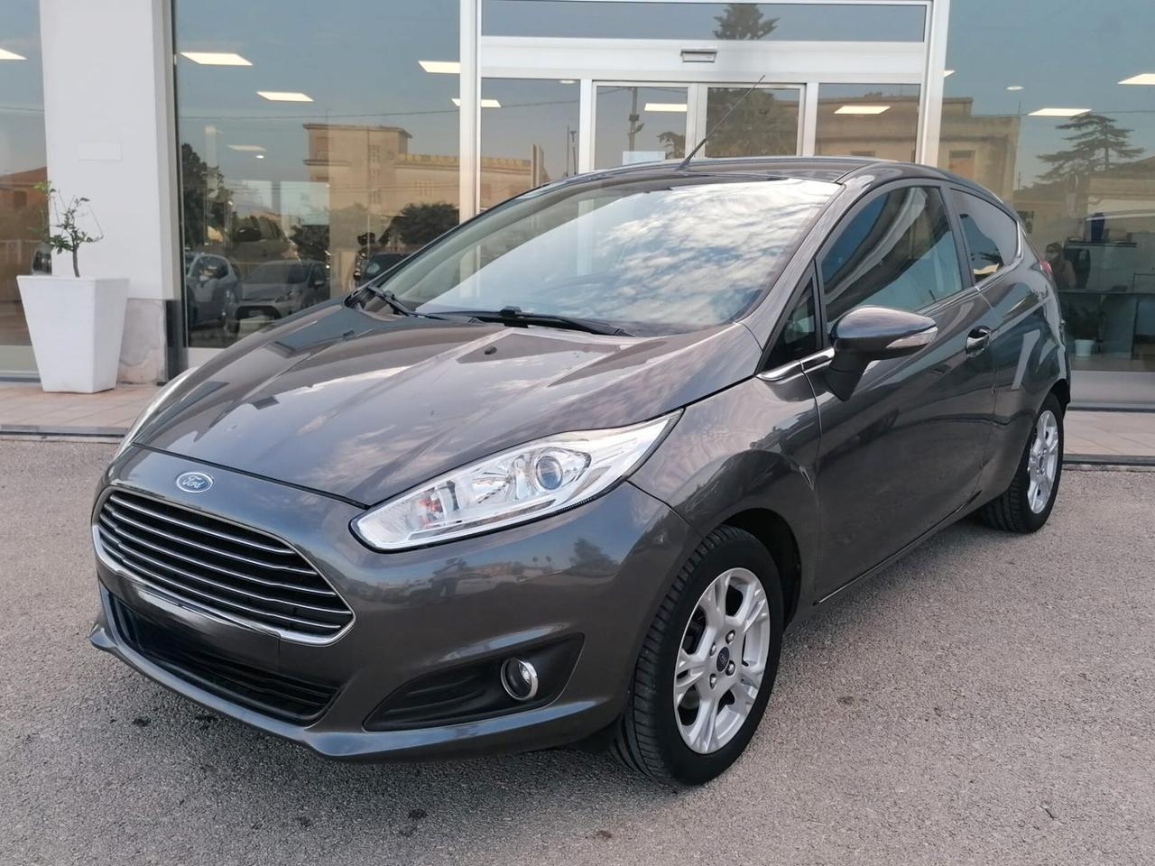 Ford Fiesta 1.5 TDCi 75CV 3 porte Titanium