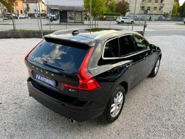VOLVO XC60 B4 (d) AWD Geartronic Momentum Pro