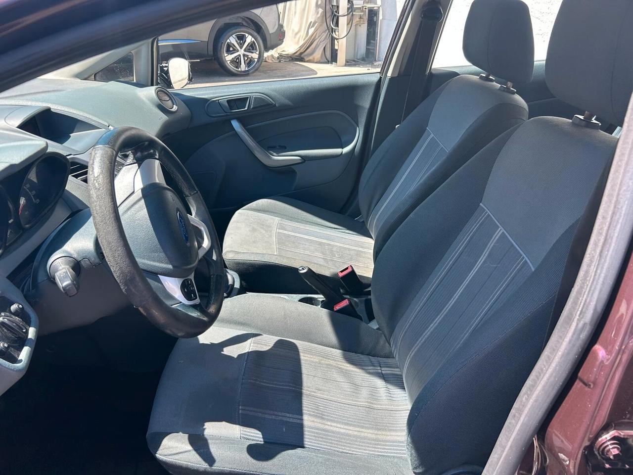 Ford Fiesta 1.4 diesel(PRIVATO)-2009