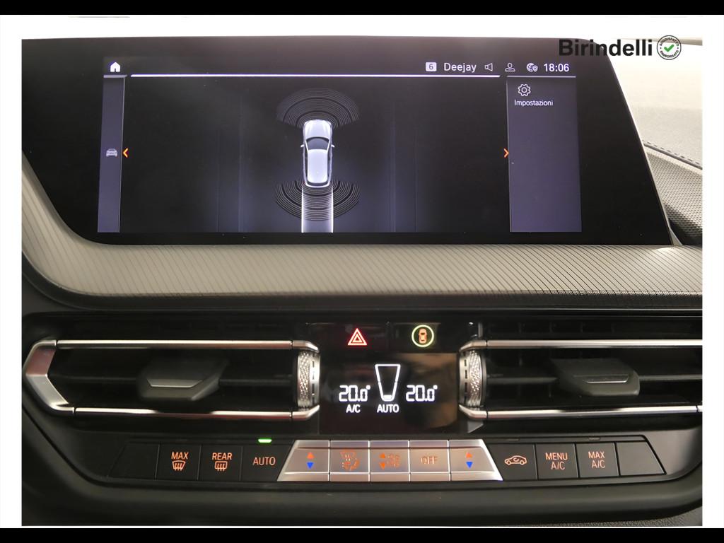 BMW Serie 1 (F40) - 118d 5p. Msport