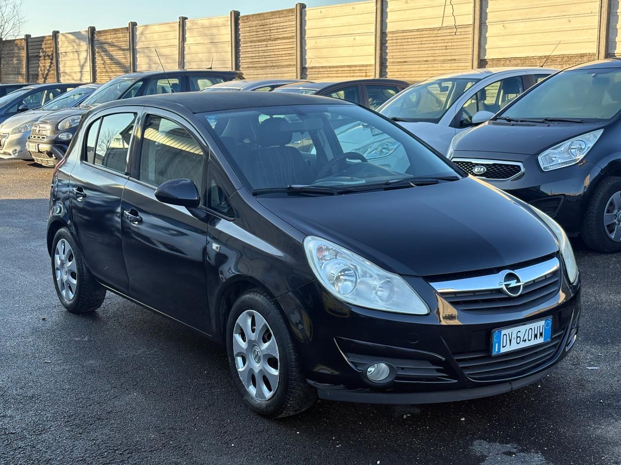 Opel Corsa 1.2 80CV 5 porte GPL-TECH Edition