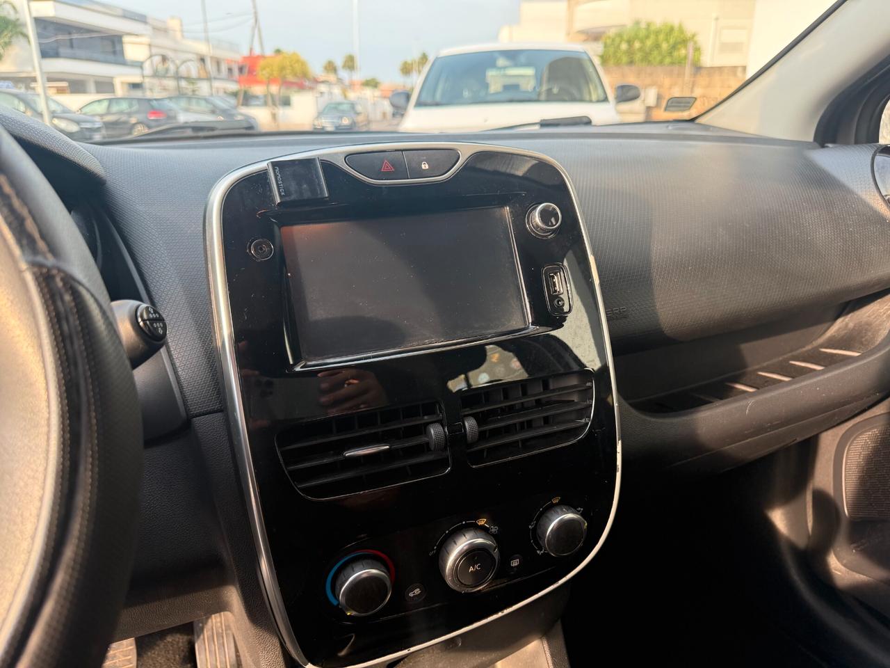 Renault Clio dCi 8V 75 CV Start&Stop 5 porte Energy Intens