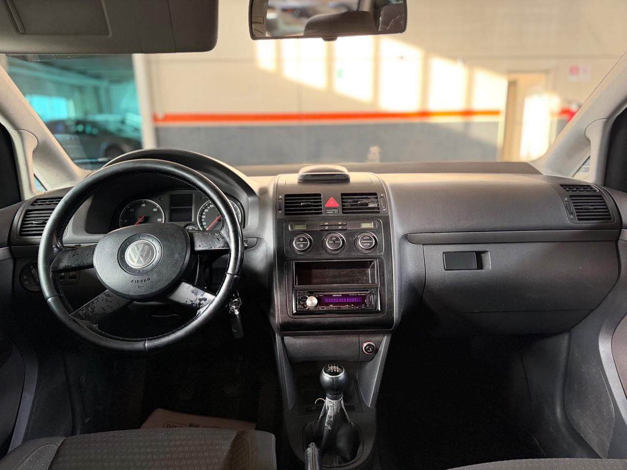 Volkswagen Touran 2.0 16V TDI Highline