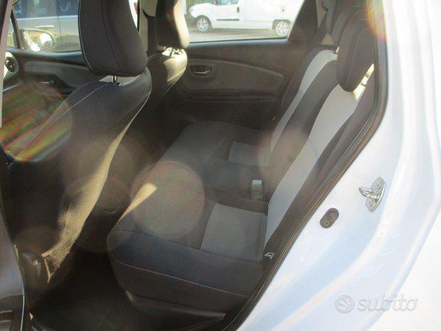Toyota Yaris 1.5 HYBRID AUTOMATICA KM CERTIFICATI