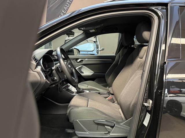 AUDI Q3 45 TFSI e S tronic S line edition